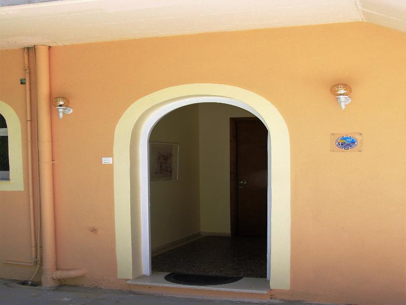 Apostolos & Eleni Family Apartments Perama  Extérieur photo