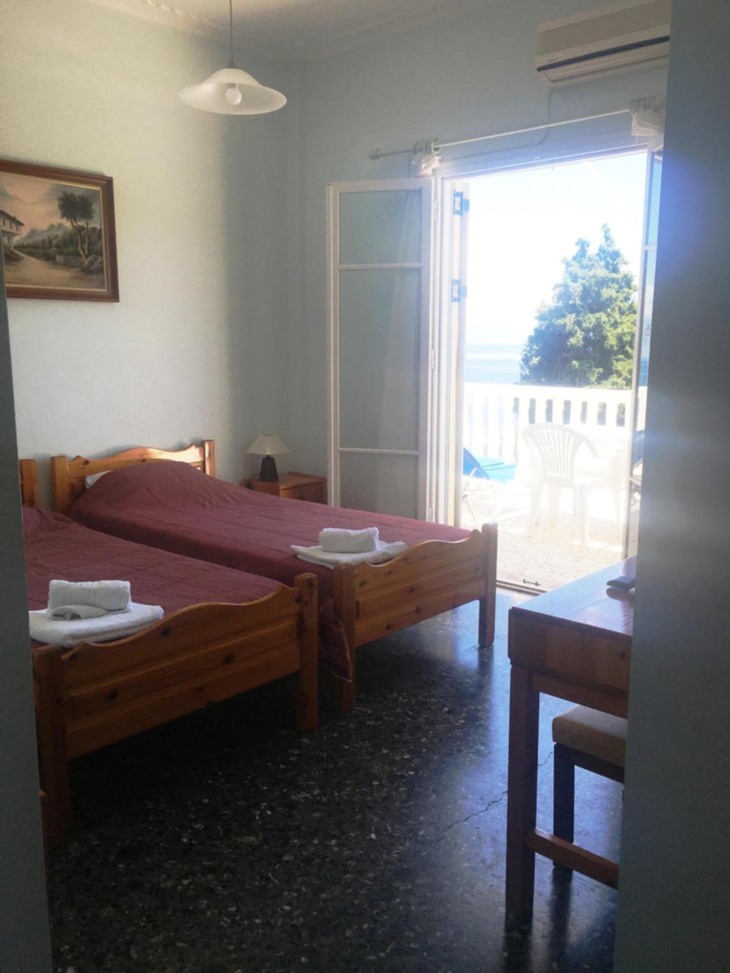 Apostolos & Eleni Family Apartments Perama  Extérieur photo