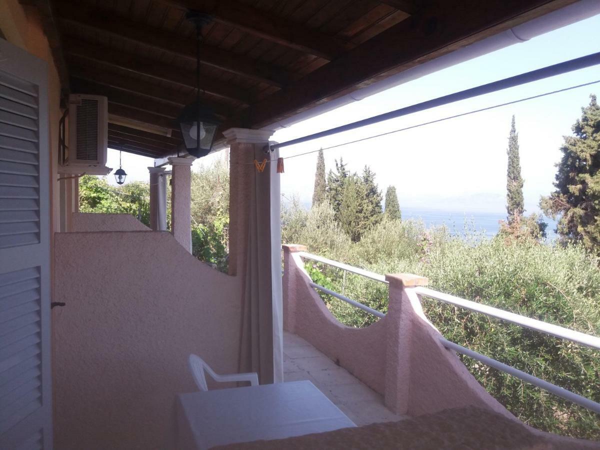 Apostolos & Eleni Family Apartments Perama  Extérieur photo