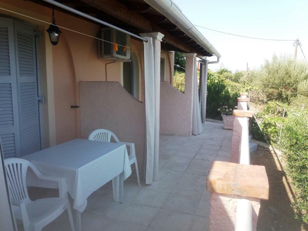 Apostolos & Eleni Family Apartments Perama  Extérieur photo